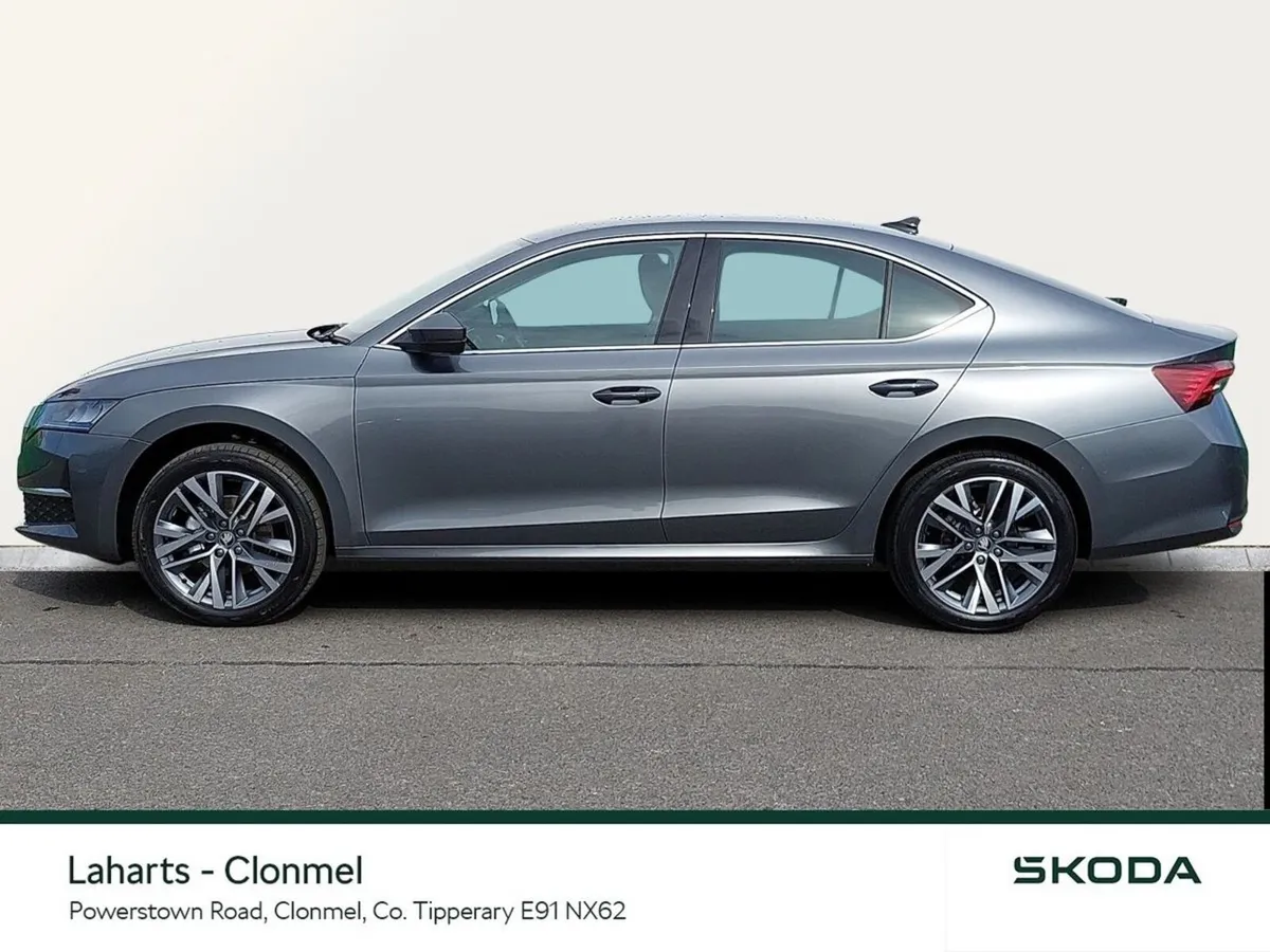 Skoda Octavia Saloon, Diesel, 2026, Grey