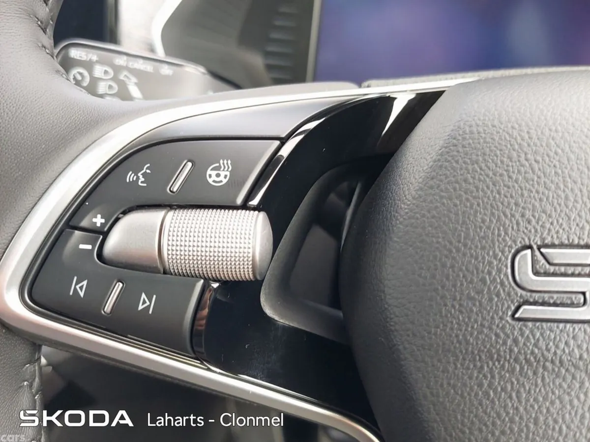 Skoda Octavia Saloon, Diesel, 2026, Grey
