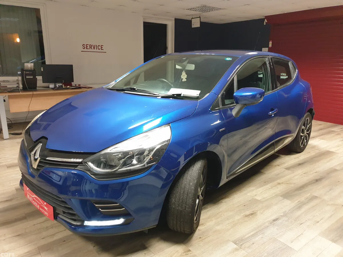Renault Clio Hatchback, Petrol, 2019, Blue