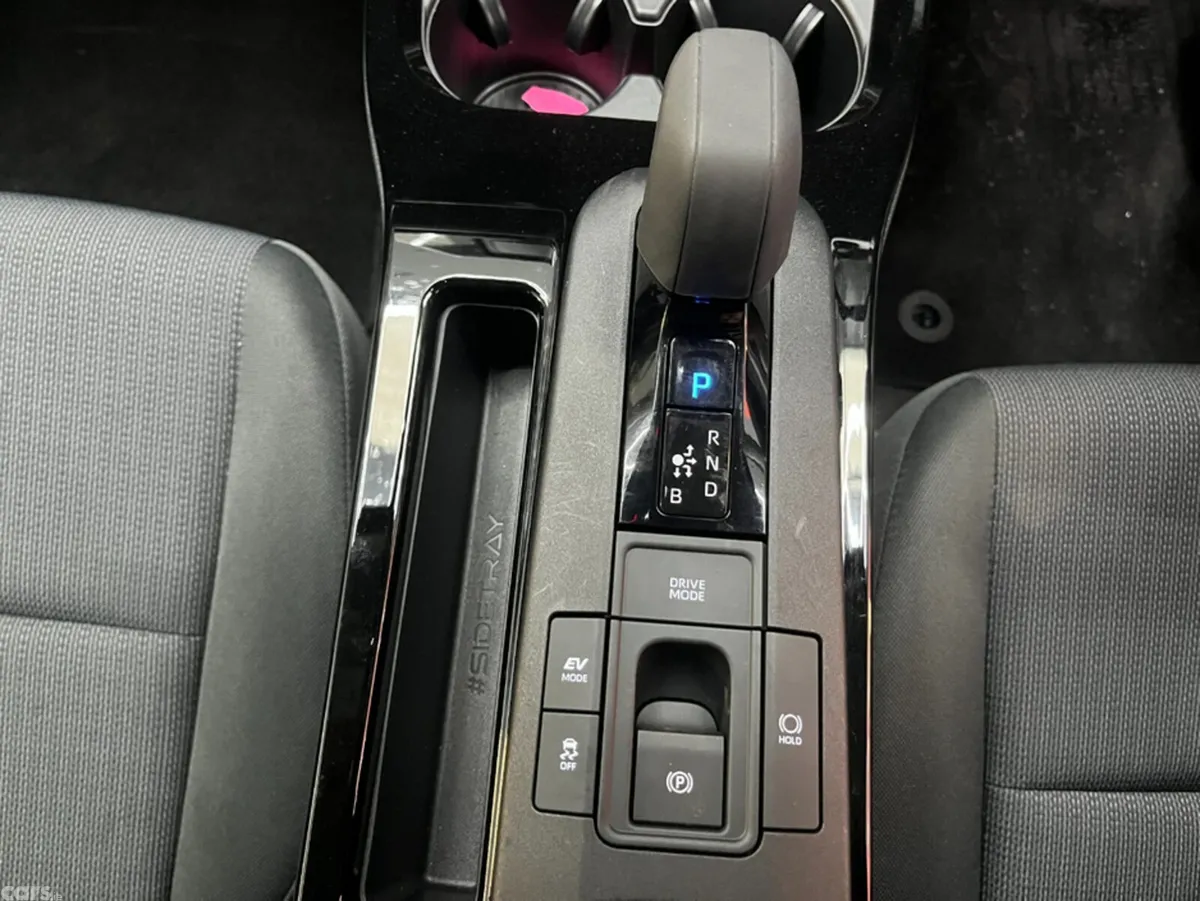 Toyota Prius Saloon, Petrol Hybrid, 2025, White