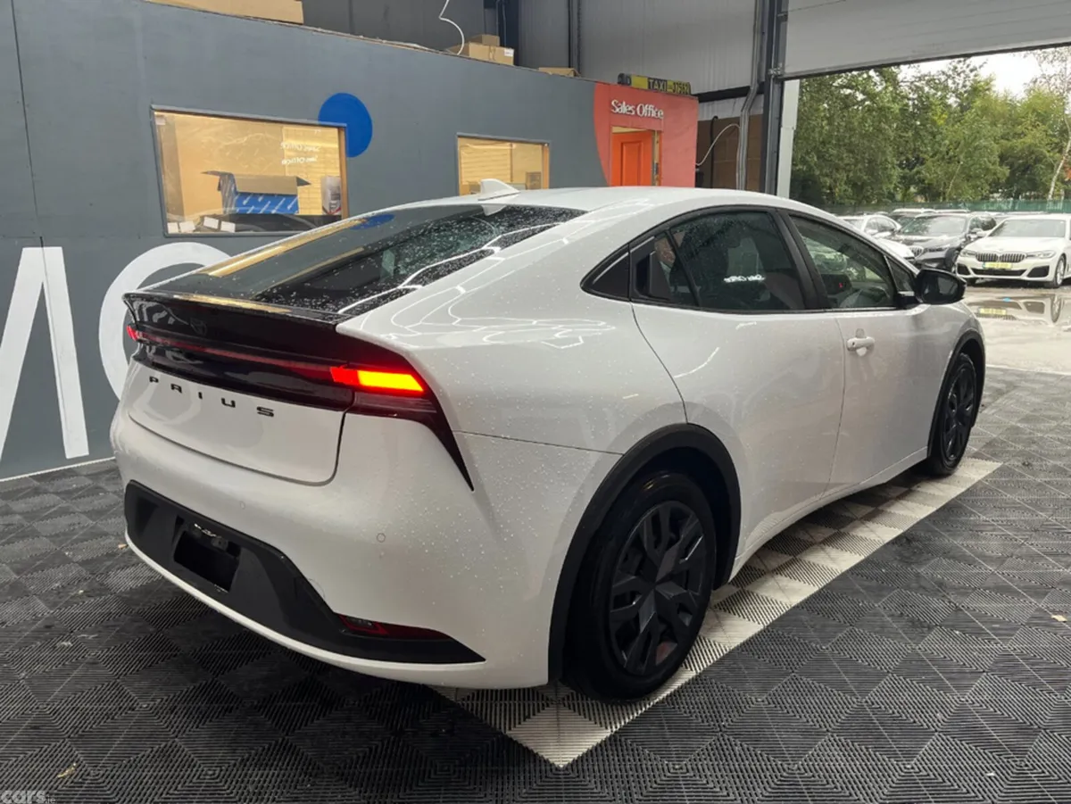 Toyota Prius Saloon, Petrol Hybrid, 2025, White