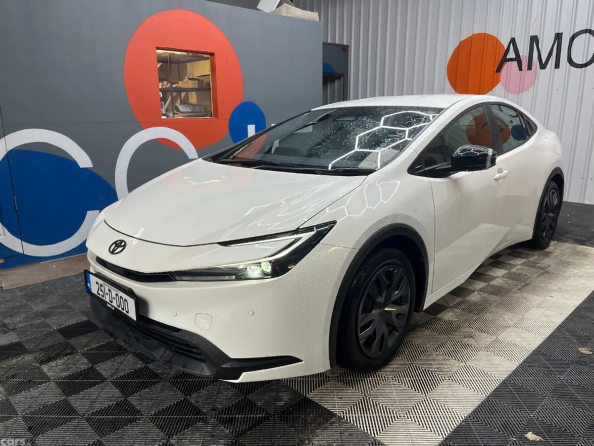 Toyota Prius Saloon, Petrol Hybrid, 2025, White