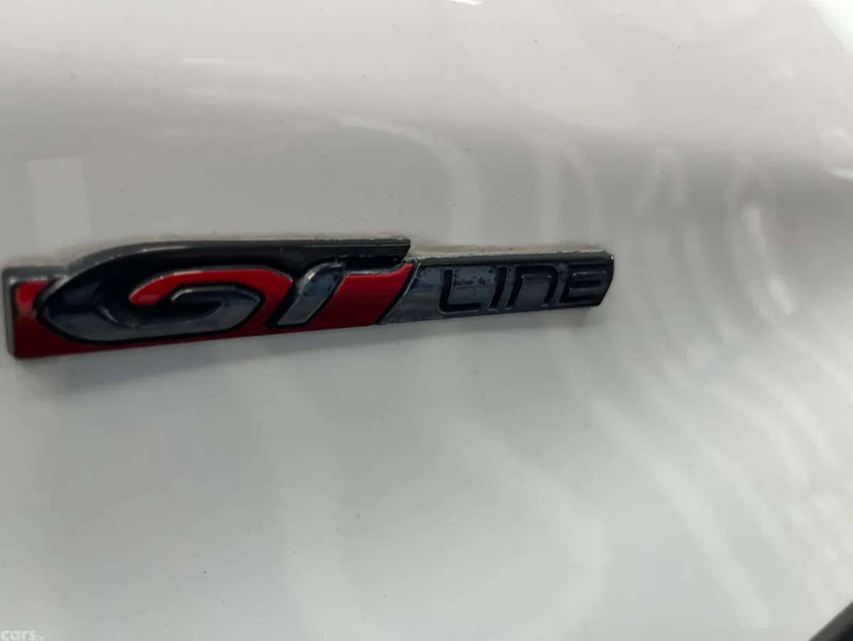 Peugeot 2008 SUV, Petrol, 2017, White