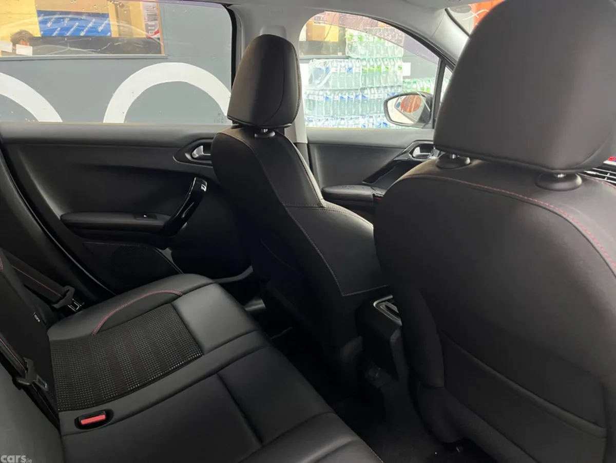 Peugeot 2008 SUV, Petrol, 2017, White