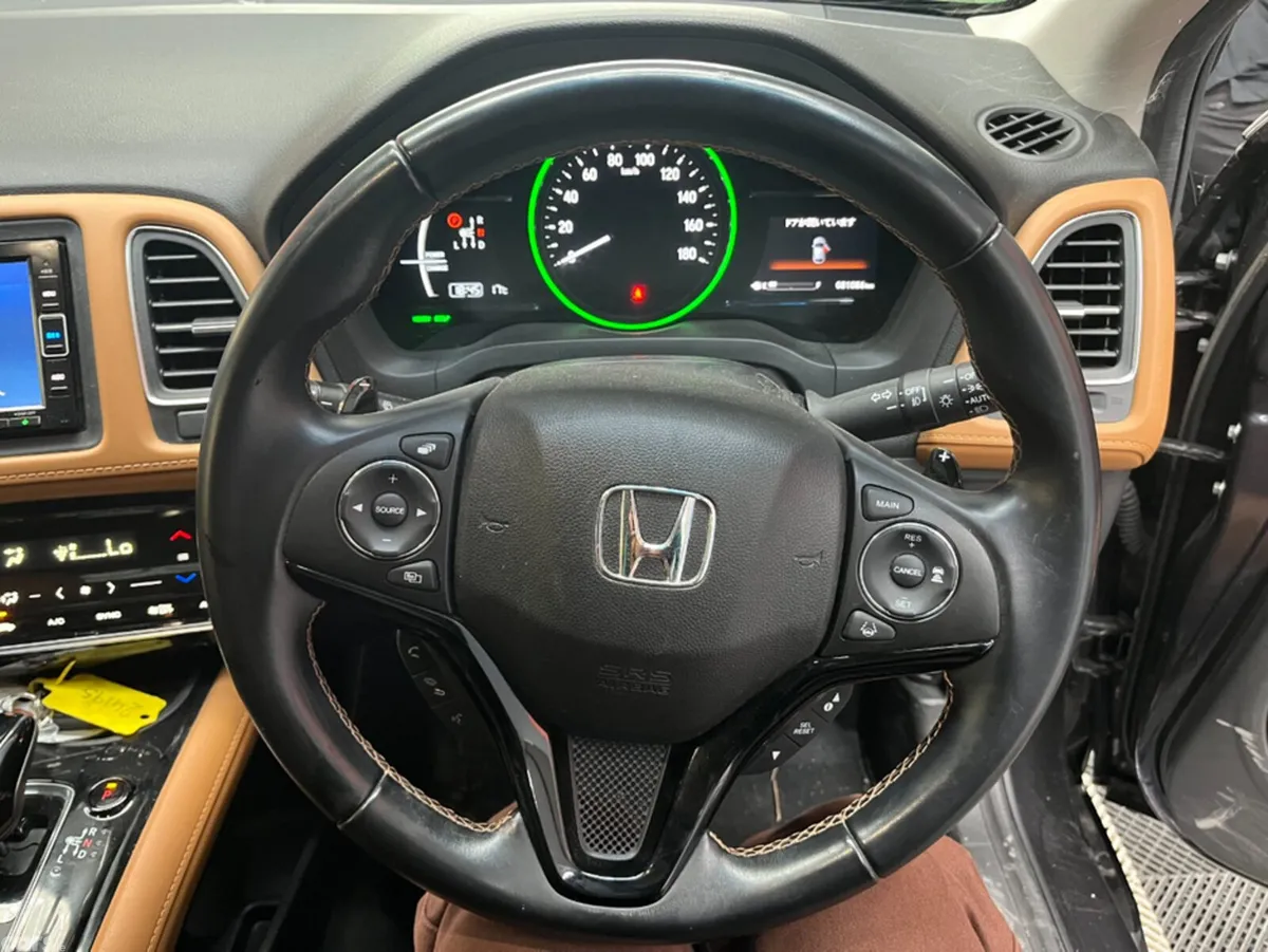 Honda Vezel SUV, Petrol Hybrid, 2020, Grey