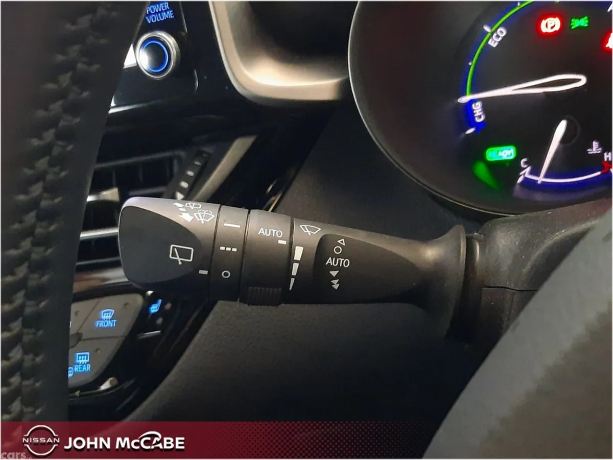 Toyota C-HR MPV, Petrol Hybrid, 2021, Blue
