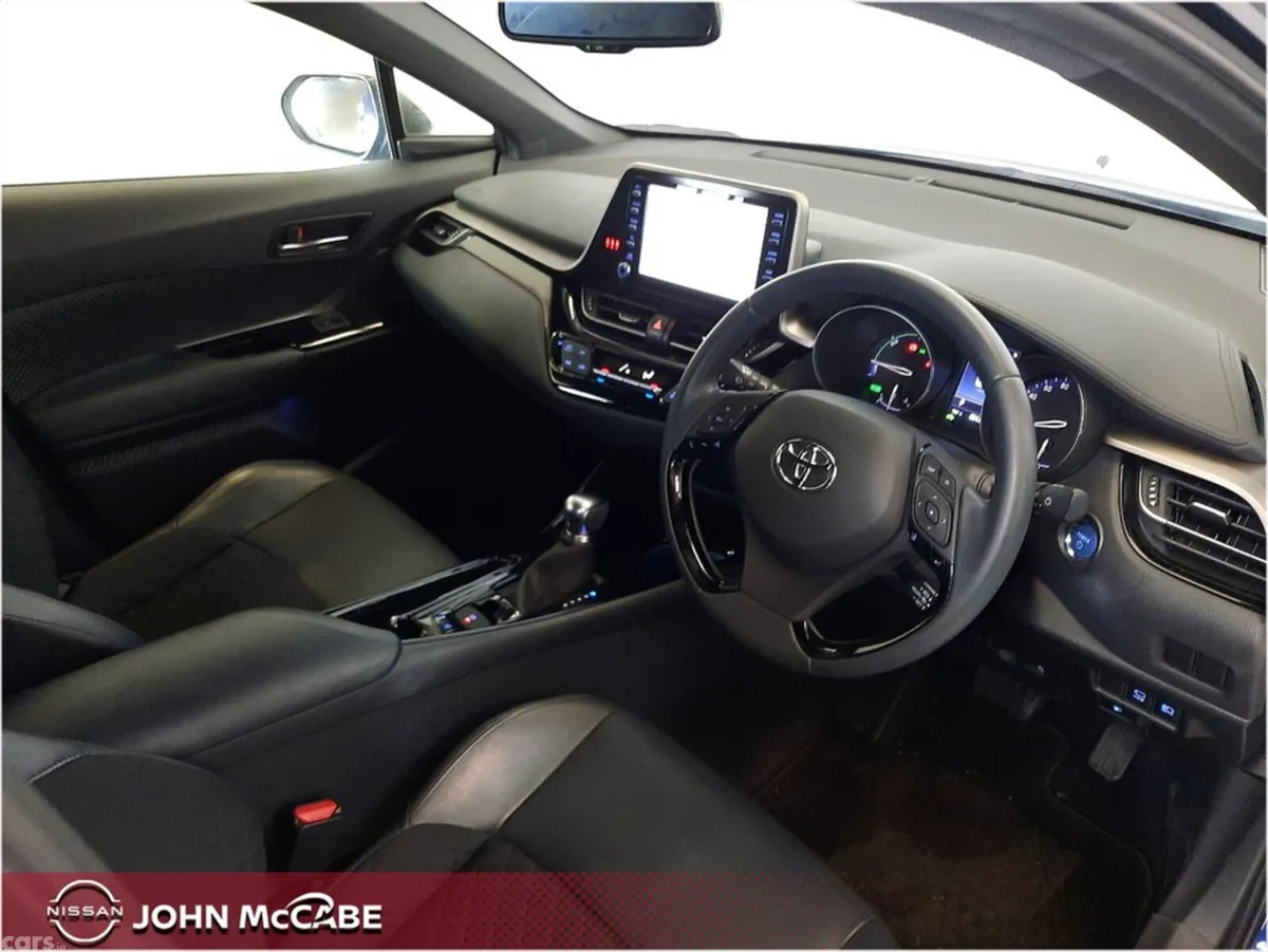 Toyota C-HR MPV, Petrol Hybrid, 2021, Blue