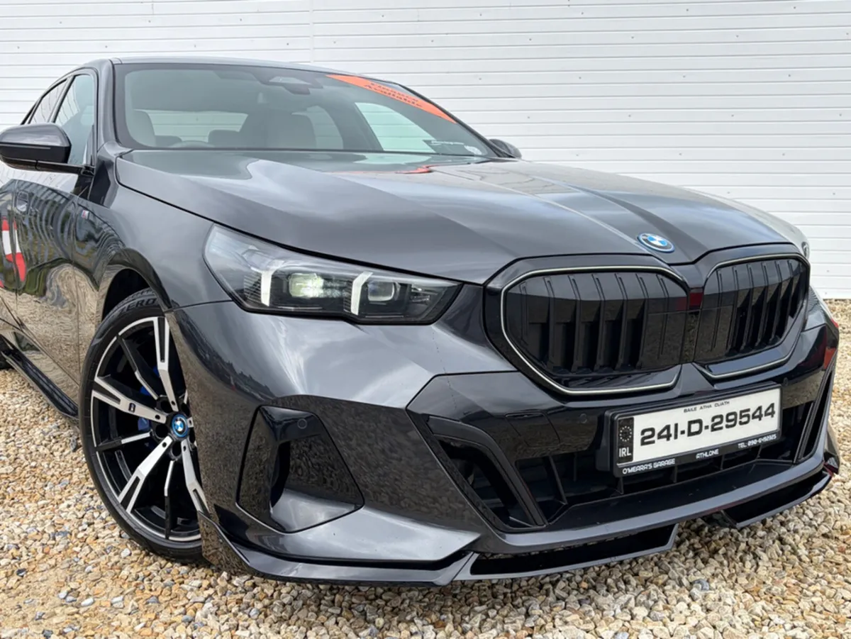 BMW 5-Series Saloon, Petrol Plug-in Hybrid, 2024, Grey