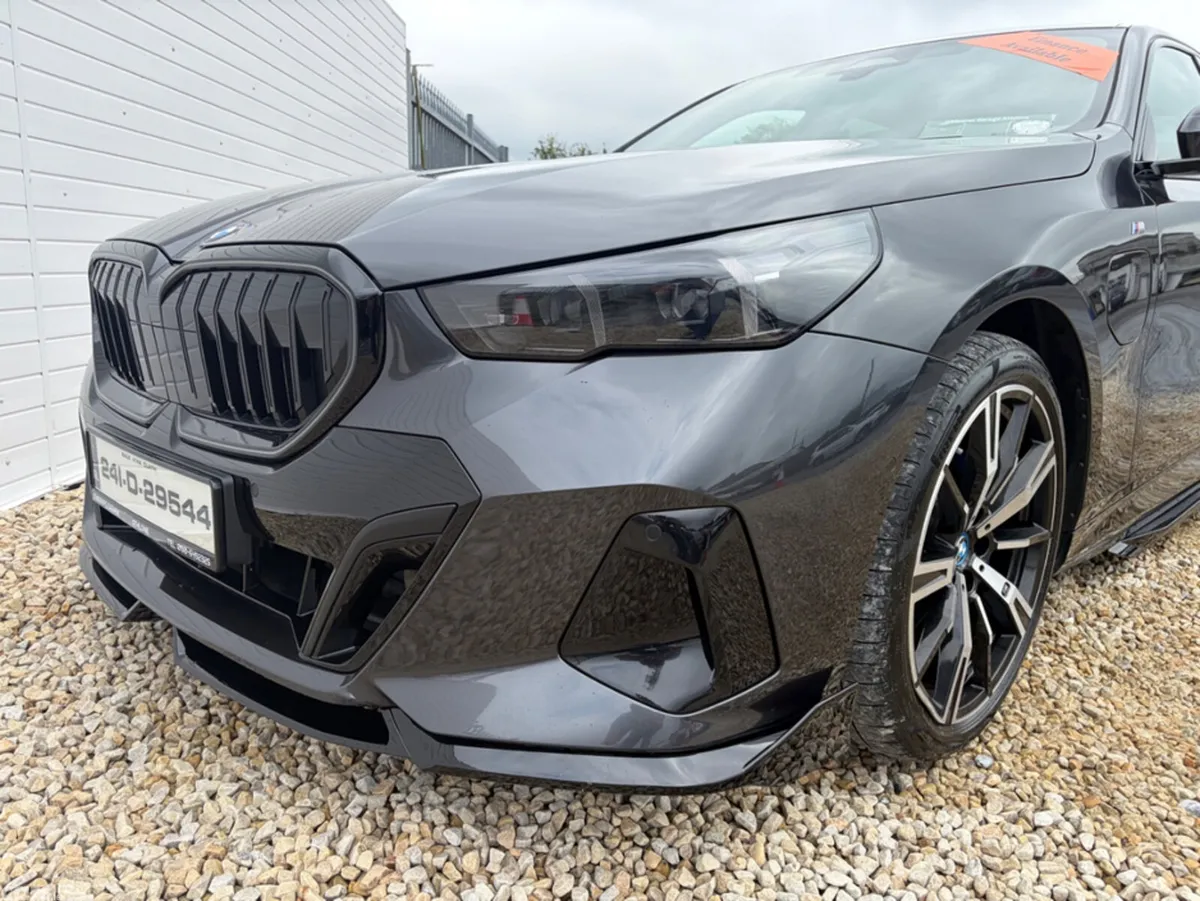 BMW 5-Series Saloon, Petrol Plug-in Hybrid, 2024, Grey