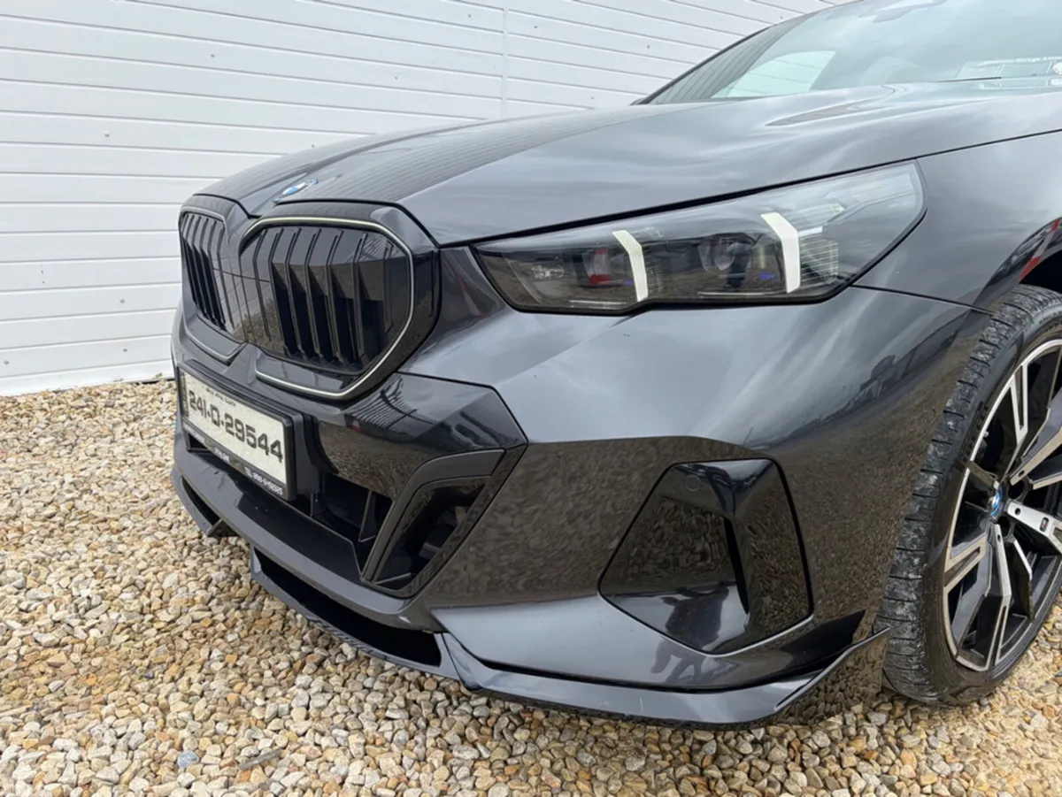 BMW 5-Series Saloon, Petrol Plug-in Hybrid, 2024, Grey