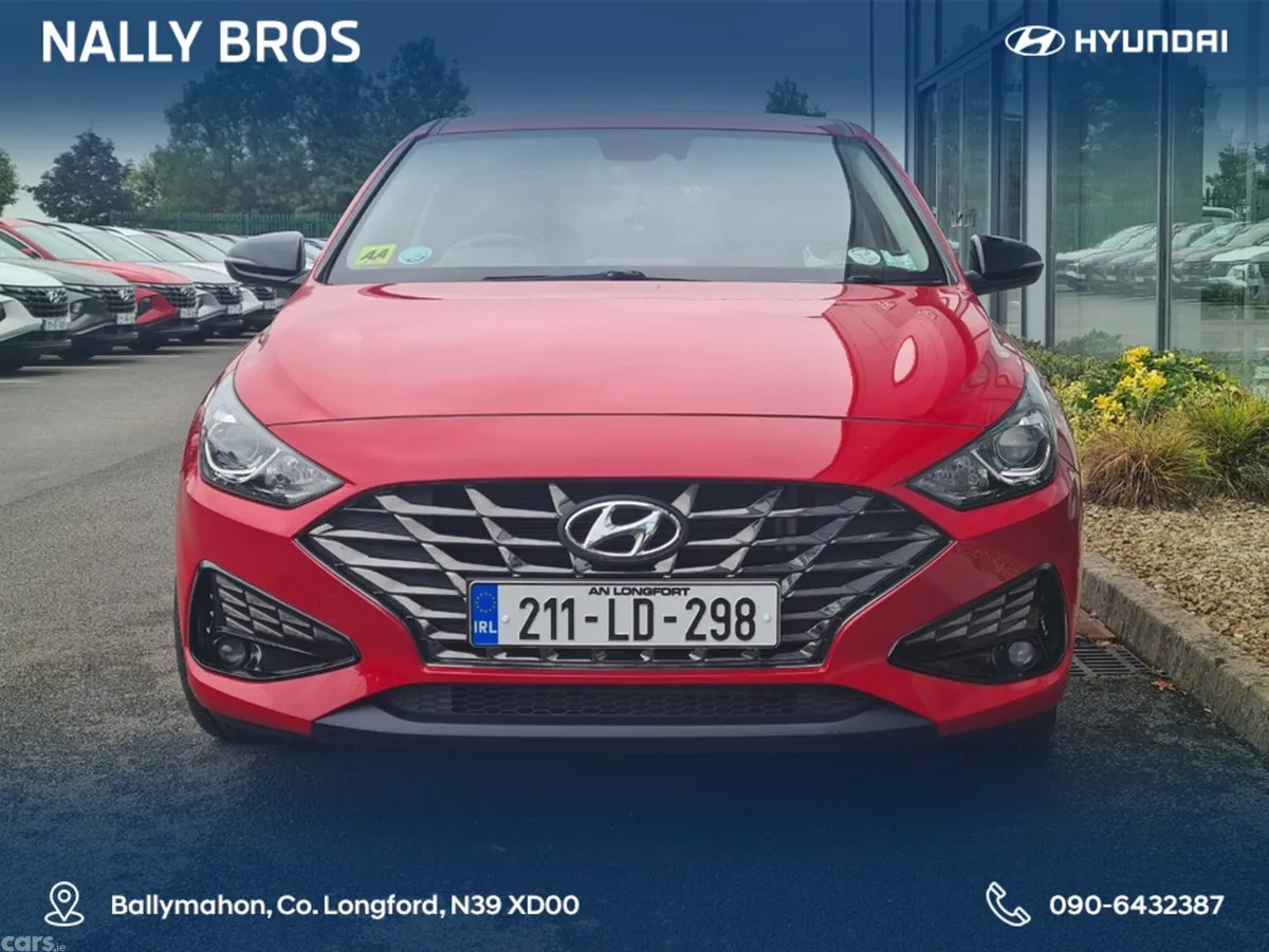 Hyundai i30 Hatchback, Petrol, 2021, Red