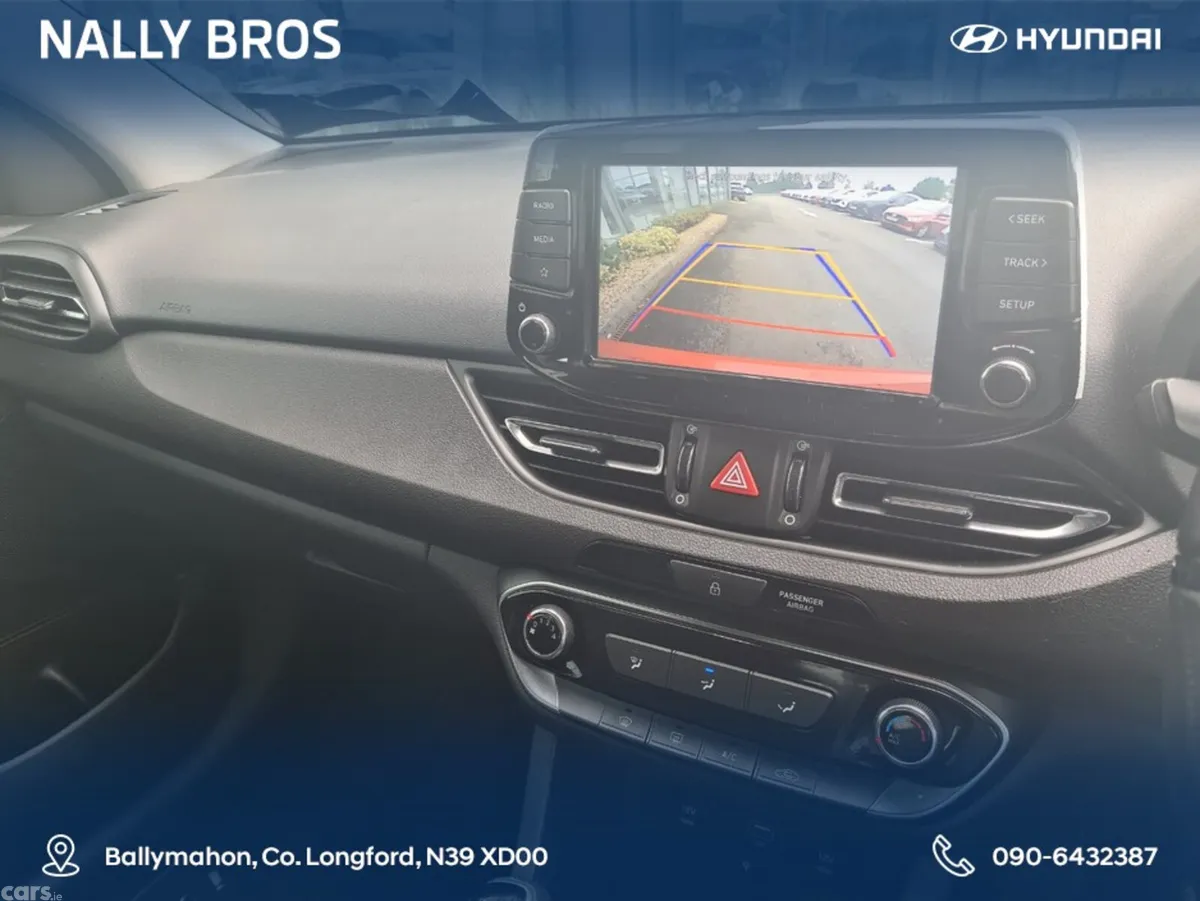 Hyundai i30 Hatchback, Petrol, 2021, Red