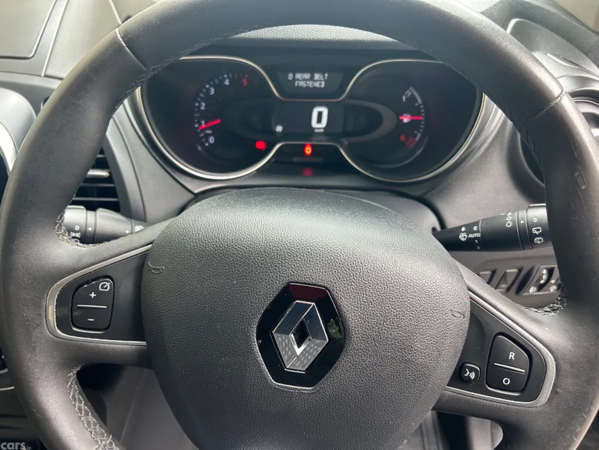Renault Captur Hatchback, Diesel, 2018, Black