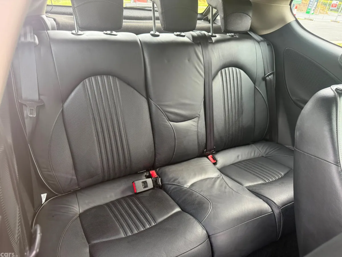 Alfa Romeo Mito MPV, Diesel, 2013, White