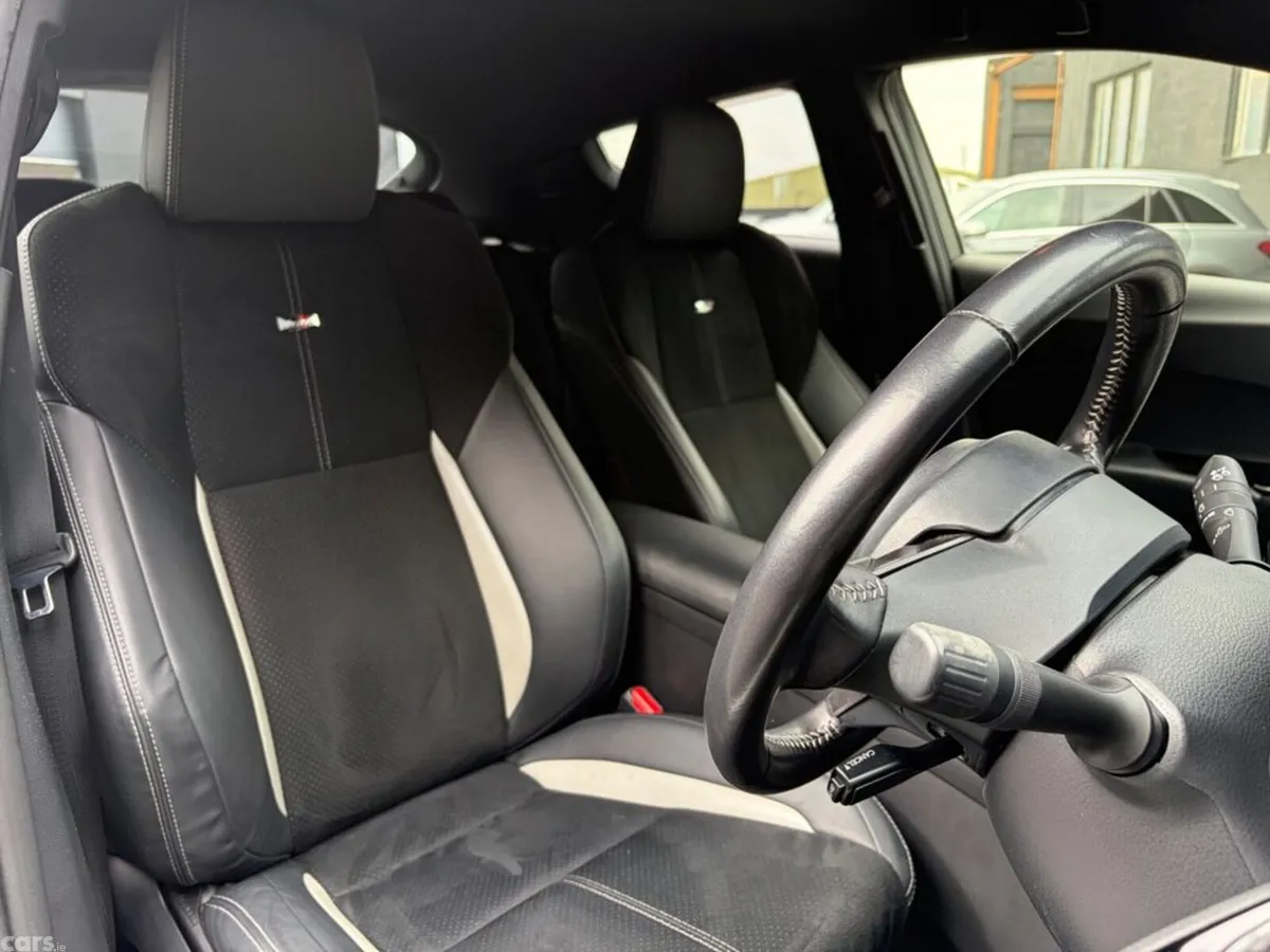 Toyota C-HR Hatchback, Petrol Hybrid, 2020, White