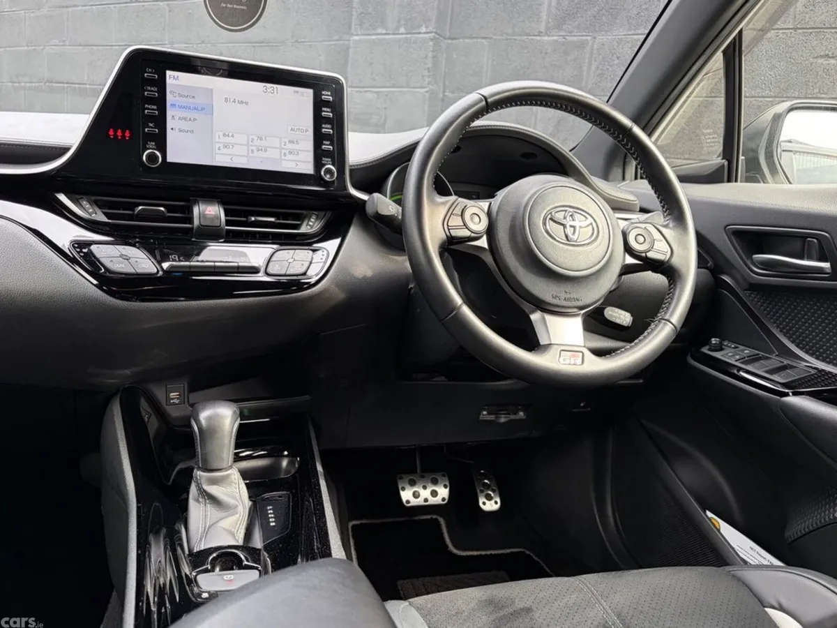 Toyota C-HR Hatchback, Petrol Hybrid, 2020, White