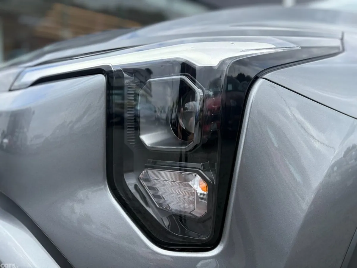 Kia Stonic Hatchback, Petrol, 2027, Grey