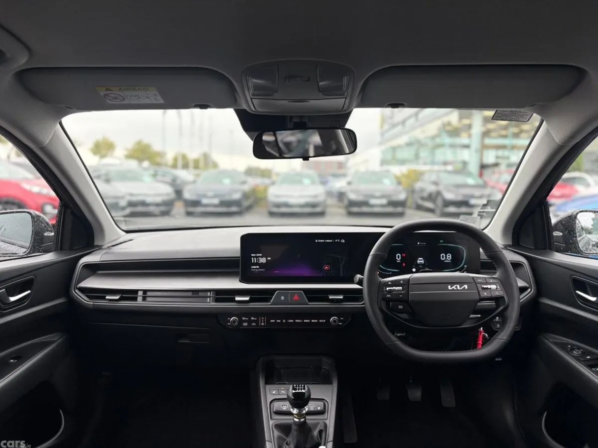 Kia Stonic Hatchback, Petrol, 2027, Silver