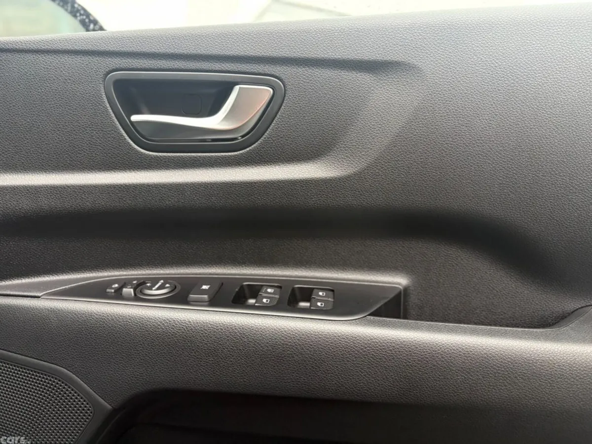Kia Stonic Hatchback, Petrol, 2027, Grey