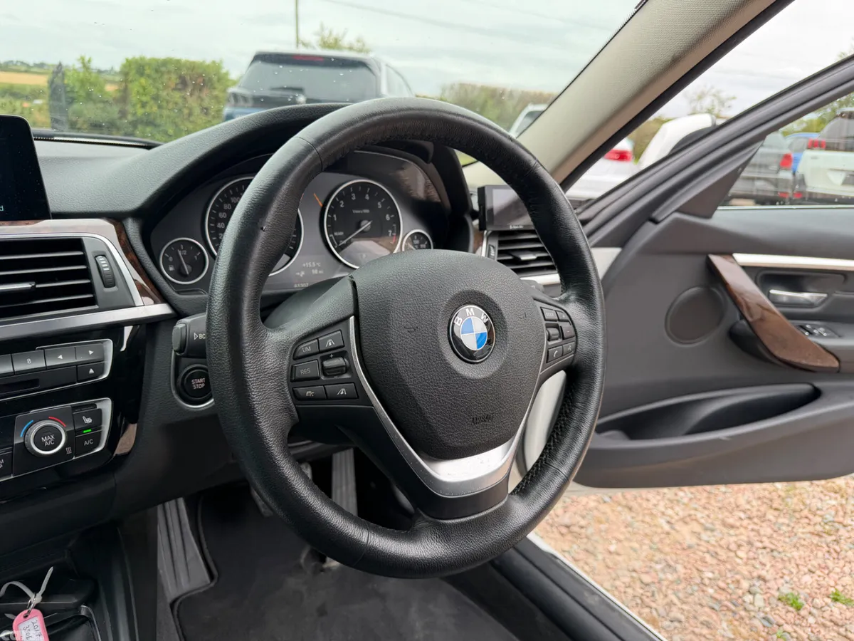 BMW 3-Series Saloon, Petrol Plug-in Hybrid, 2017, White