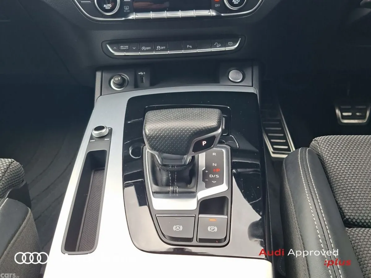 Audi Q5 SUV, Diesel, 2023, Grey