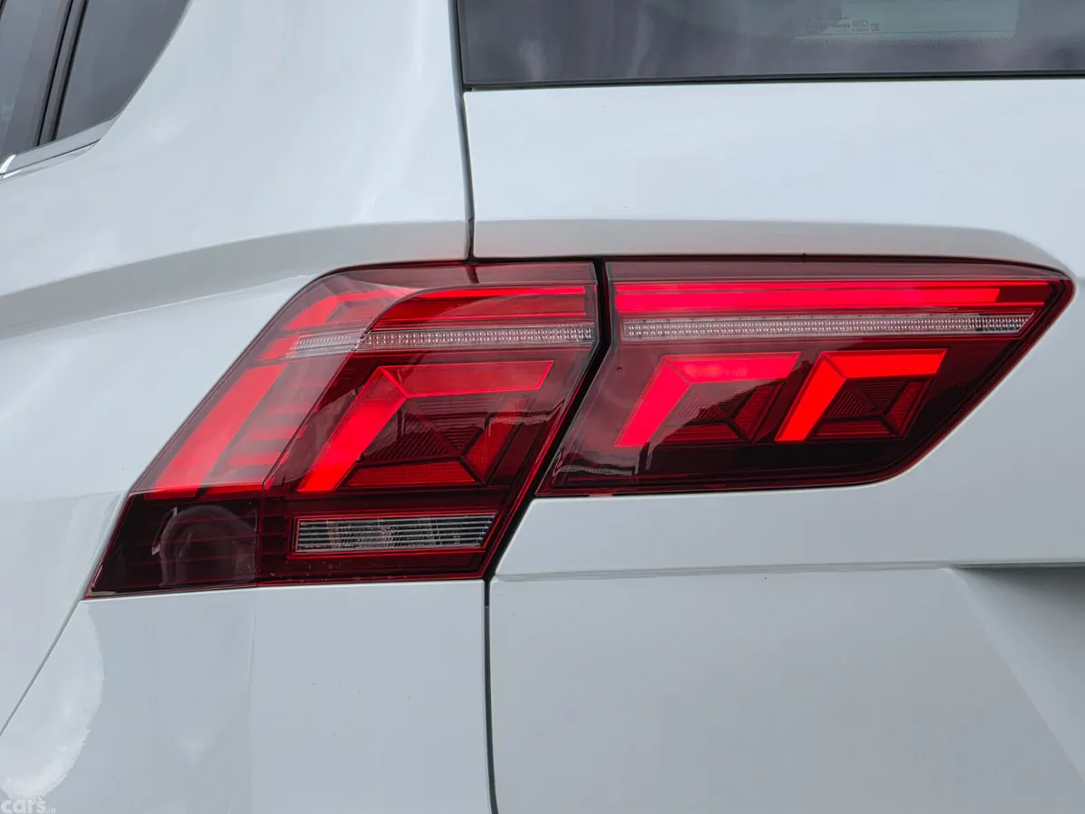 Volkswagen Tiguan SUV, Petrol, 2022, White