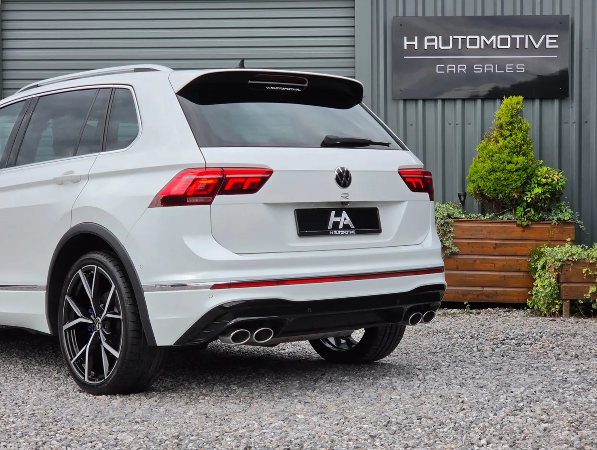 Volkswagen Tiguan SUV, Petrol, 2022, White