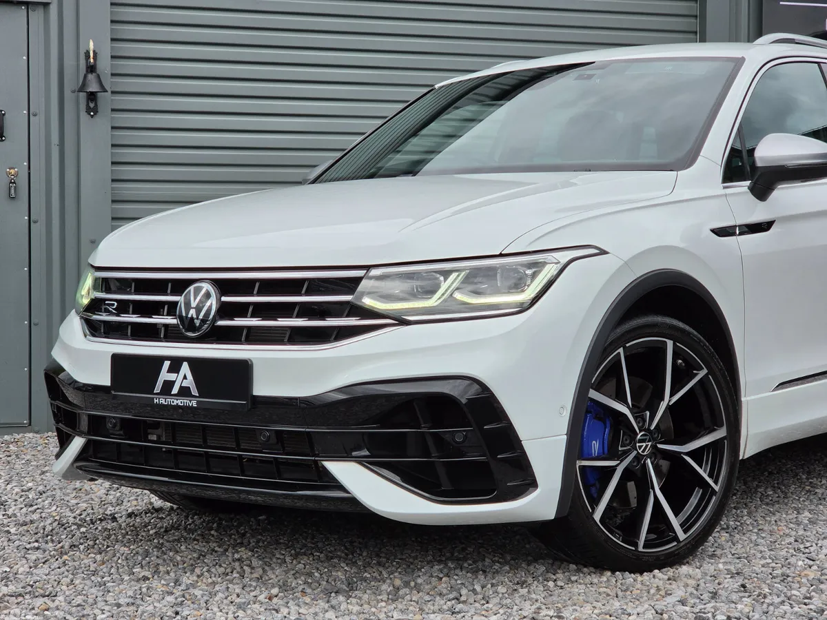 Volkswagen Tiguan SUV, Petrol, 2022, White