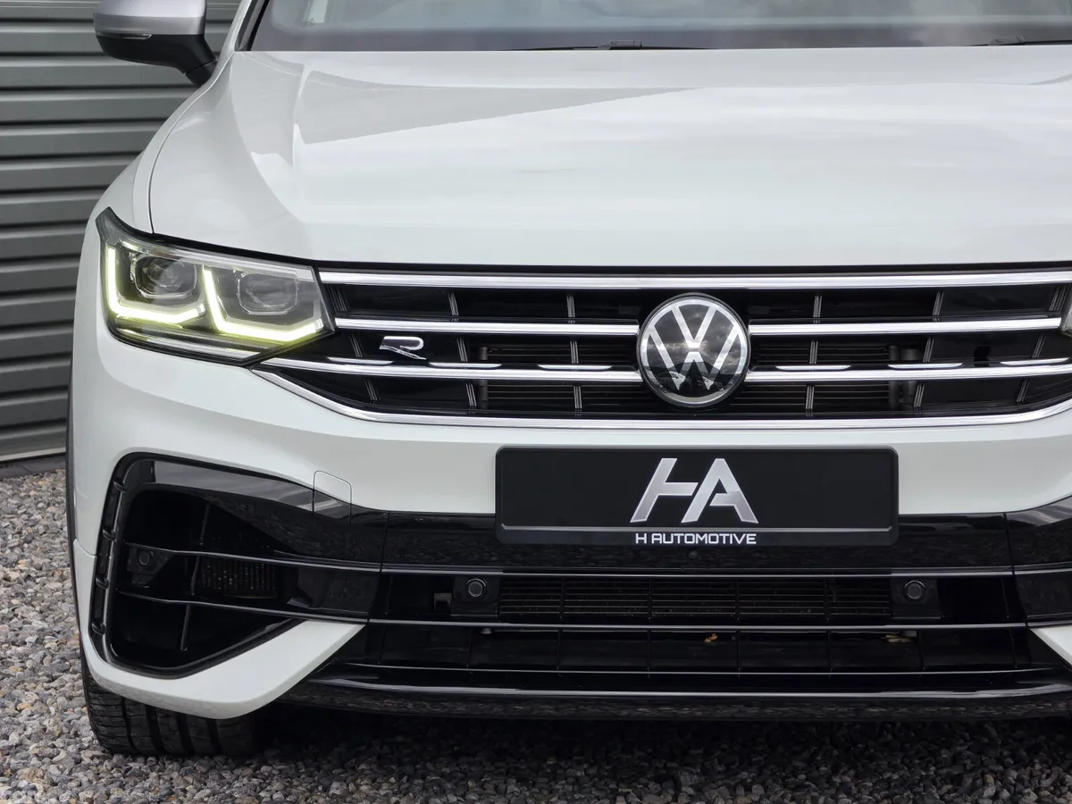 Volkswagen Tiguan SUV, Petrol, 2022, White
