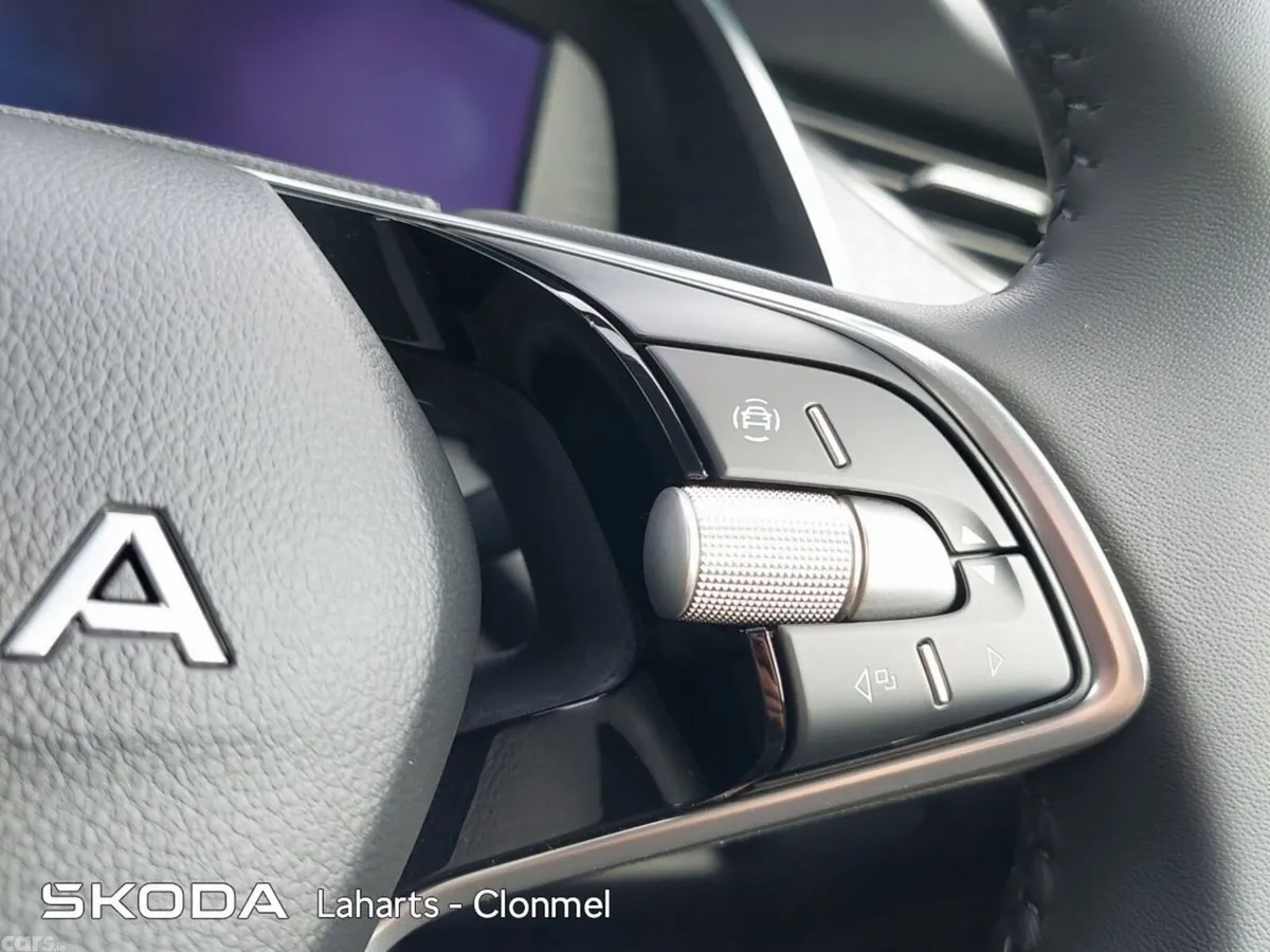 Skoda Octavia Saloon, Diesel, 2026, Grey