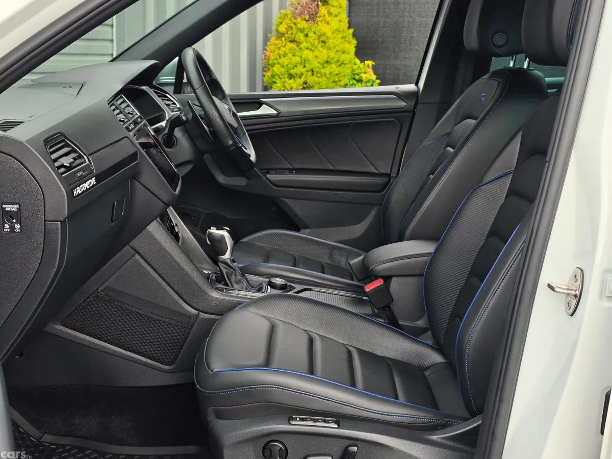 Volkswagen Tiguan SUV, Petrol, 2022, White