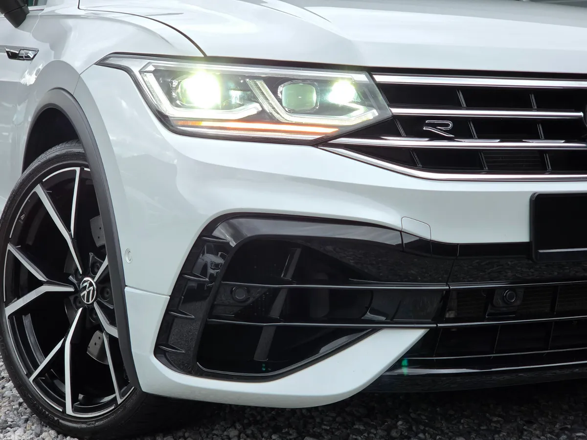 Volkswagen Tiguan SUV, Petrol, 2022, White