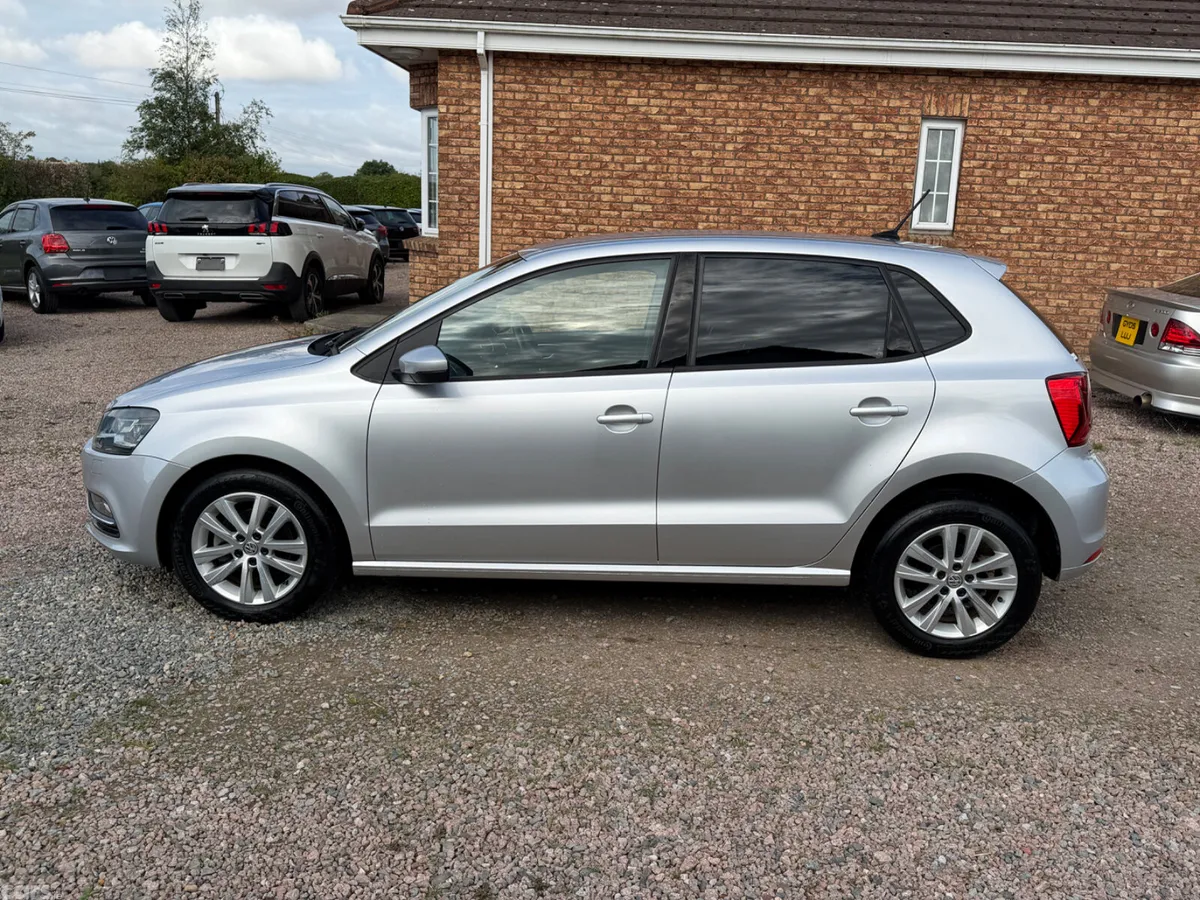 Volkswagen Polo Hatchback, Petrol, 2017, Silver