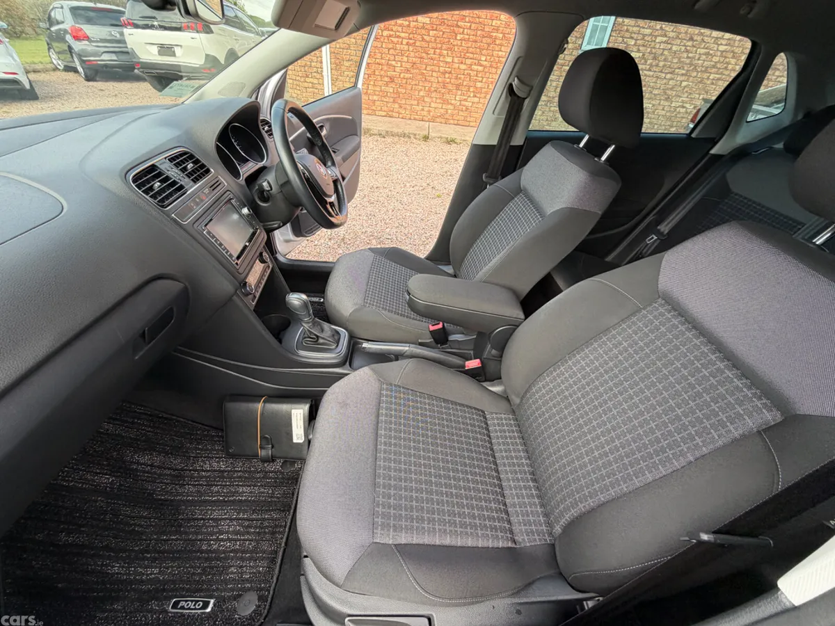 Volkswagen Polo Hatchback, Petrol, 2017, Silver