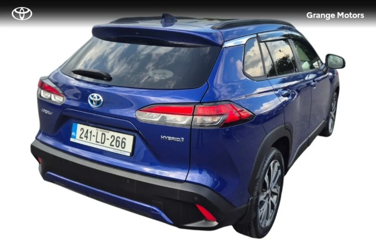 Toyota Corolla Cross Hatchback, Petrol Hybrid, 2024, Blue