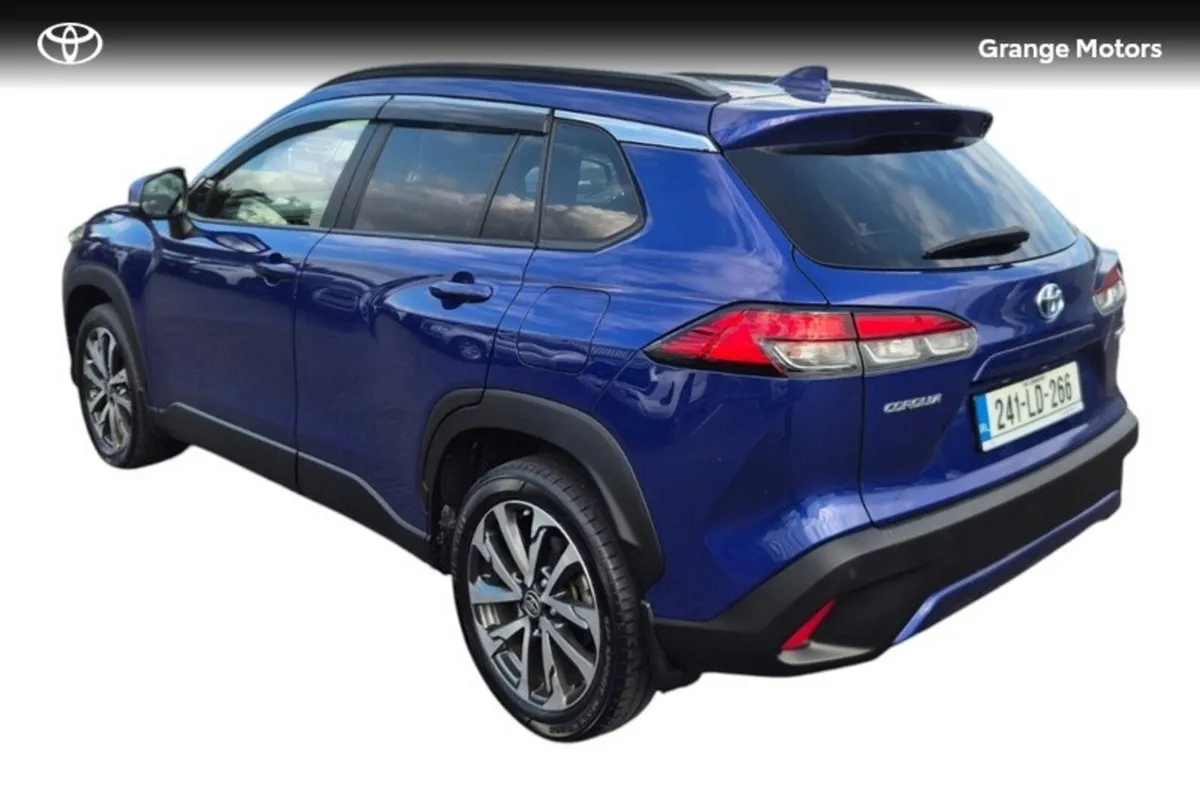 Toyota Corolla Cross Hatchback, Petrol Hybrid, 2024, Blue
