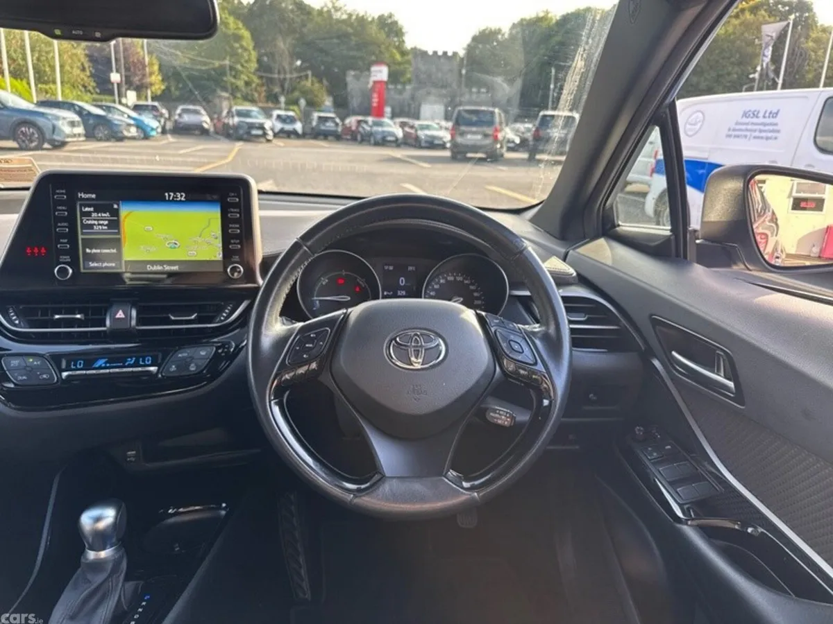 Toyota C-HR SUV, Petrol Hybrid, 2020, Grey