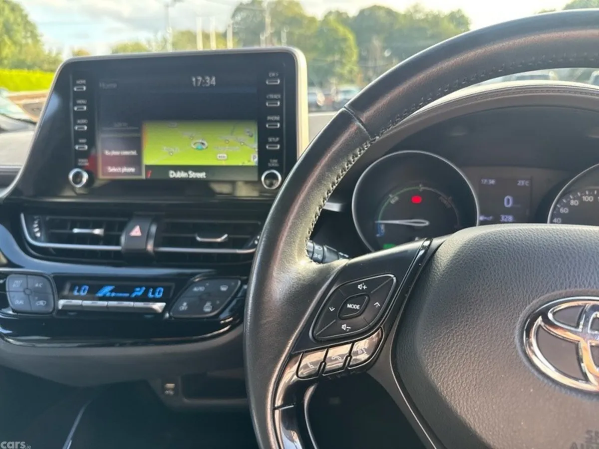 Toyota C-HR SUV, Petrol Hybrid, 2020, Grey