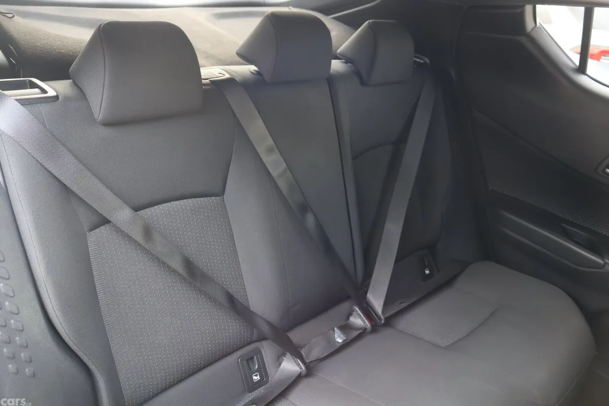 Toyota C-HR Hatchback, Petrol Hybrid, 2019, White