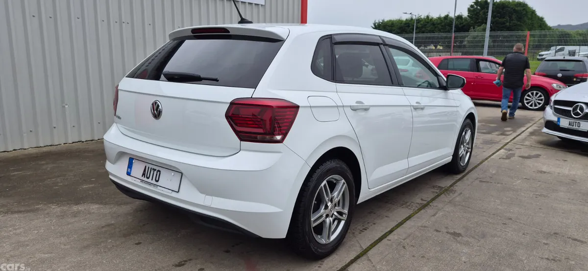 Volkswagen Polo Hatchback, Petrol, 2018, White