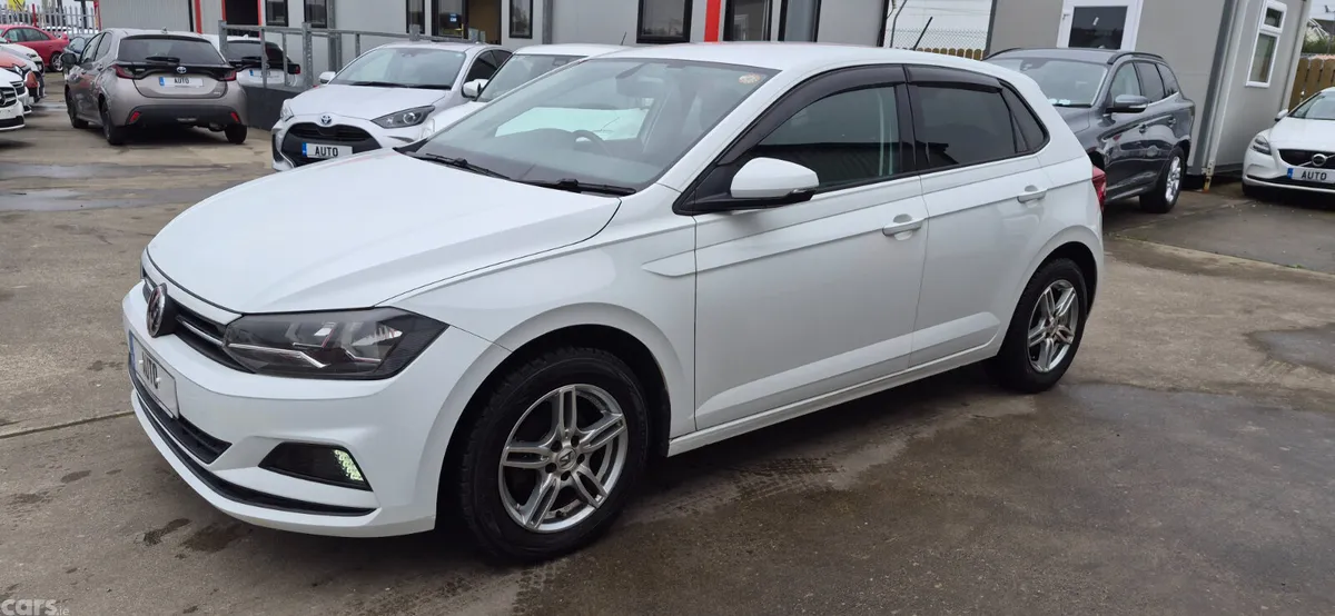 Volkswagen Polo Hatchback, Petrol, 2018, White