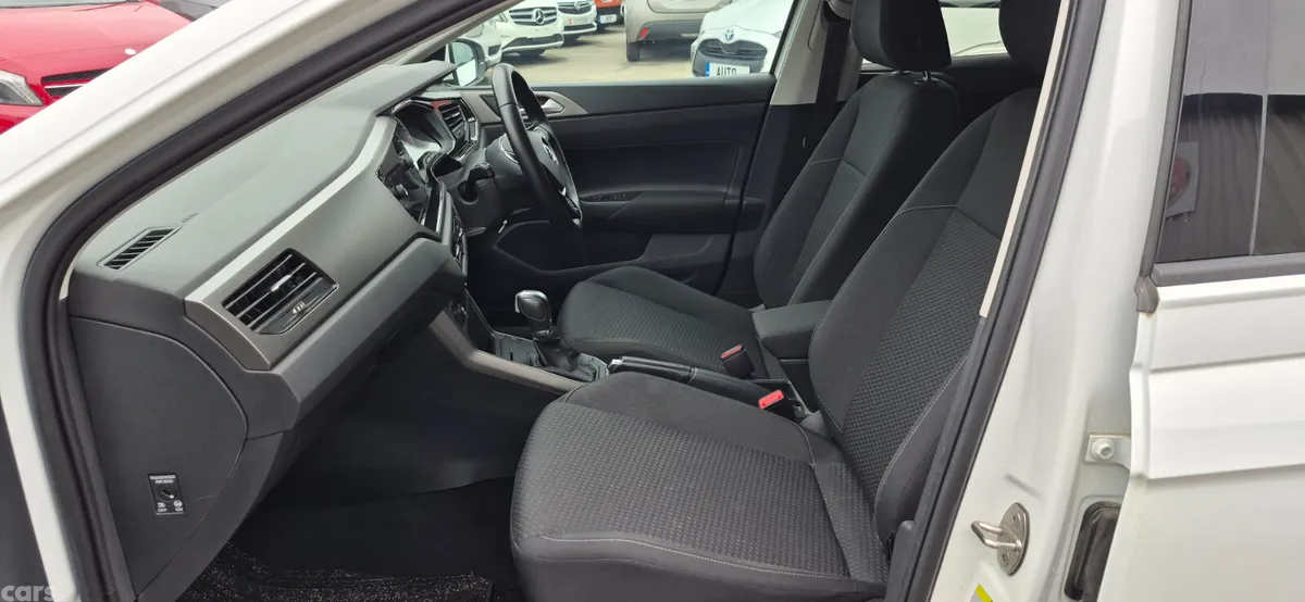 Volkswagen Polo Hatchback, Petrol, 2018, White