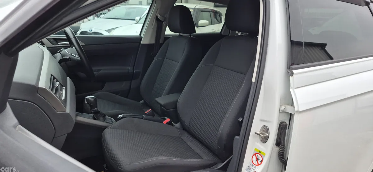 Volkswagen Polo Hatchback, Petrol, 2018, White