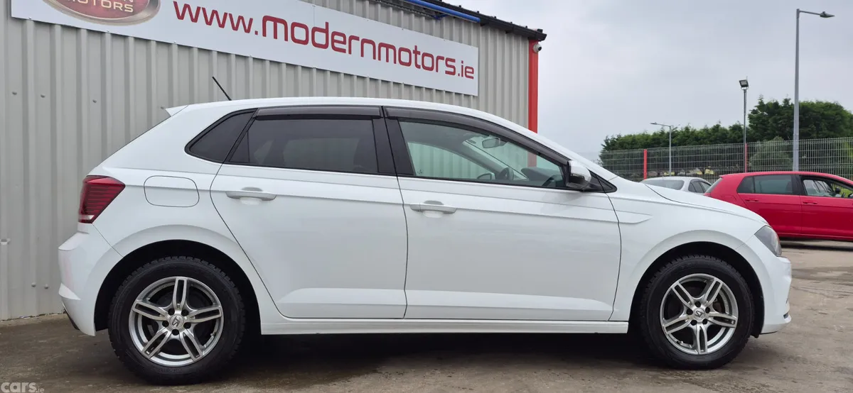 Volkswagen Polo Hatchback, Petrol, 2018, White