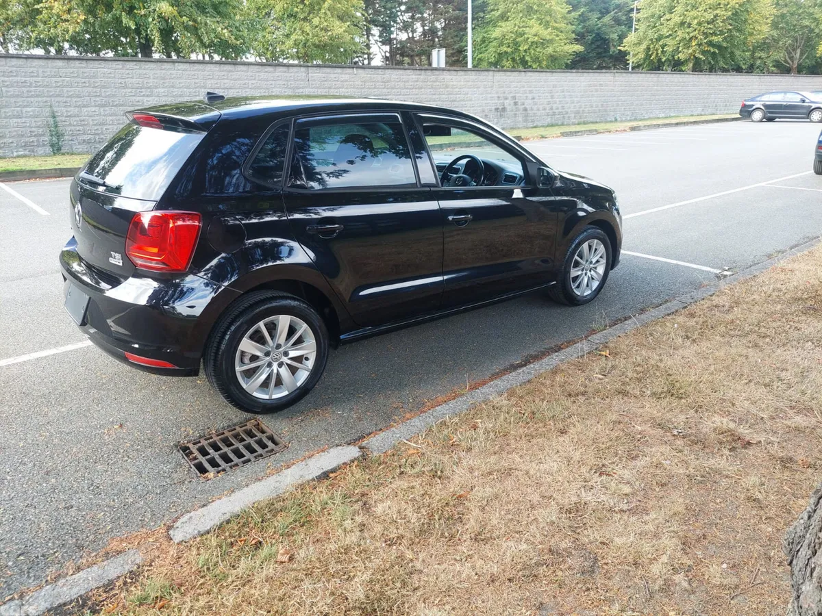 Volkswagen Polo Hatchback, Petrol, 2016, Black