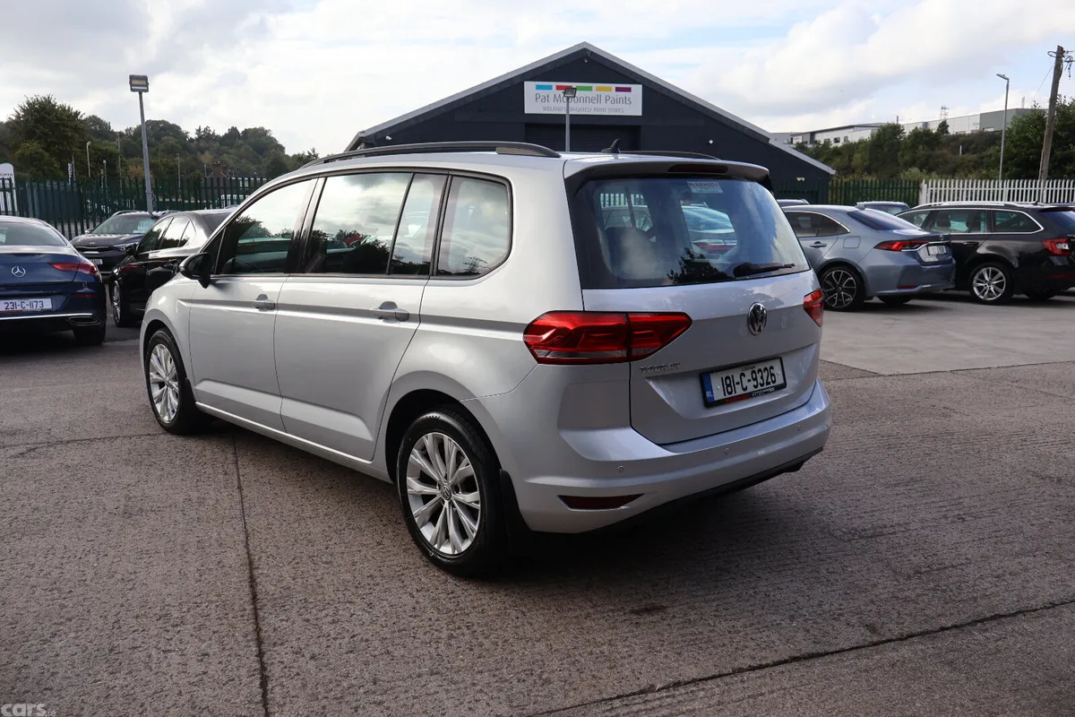 Volkswagen Touran MPV, Diesel, 2018, Grey