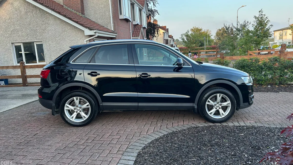 Audi Q3 SUV, Diesel, 2013, Black