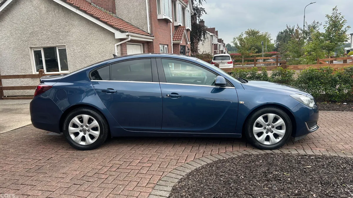 Opel Insignia Saloon, Diesel, 2017, Blue
