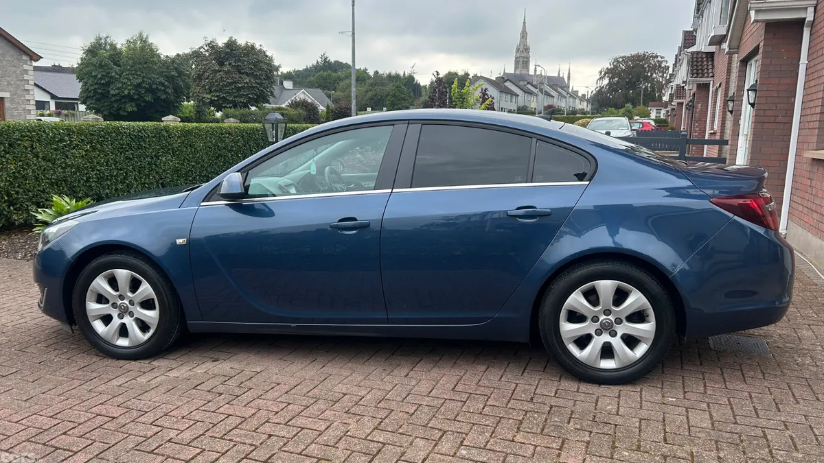 Opel Insignia Saloon, Diesel, 2017, Blue