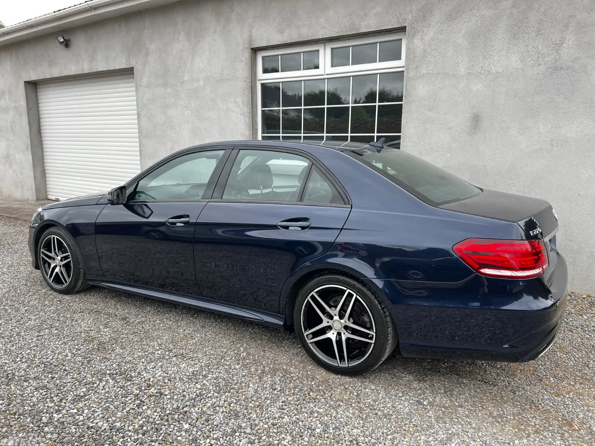 Mercedes-Benz E-Class Saloon, Diesel, 2016, Blue